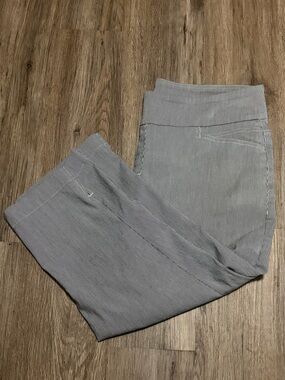 Westbound - Black & White Striped Pants -
Stretchable Waistband - Size 14